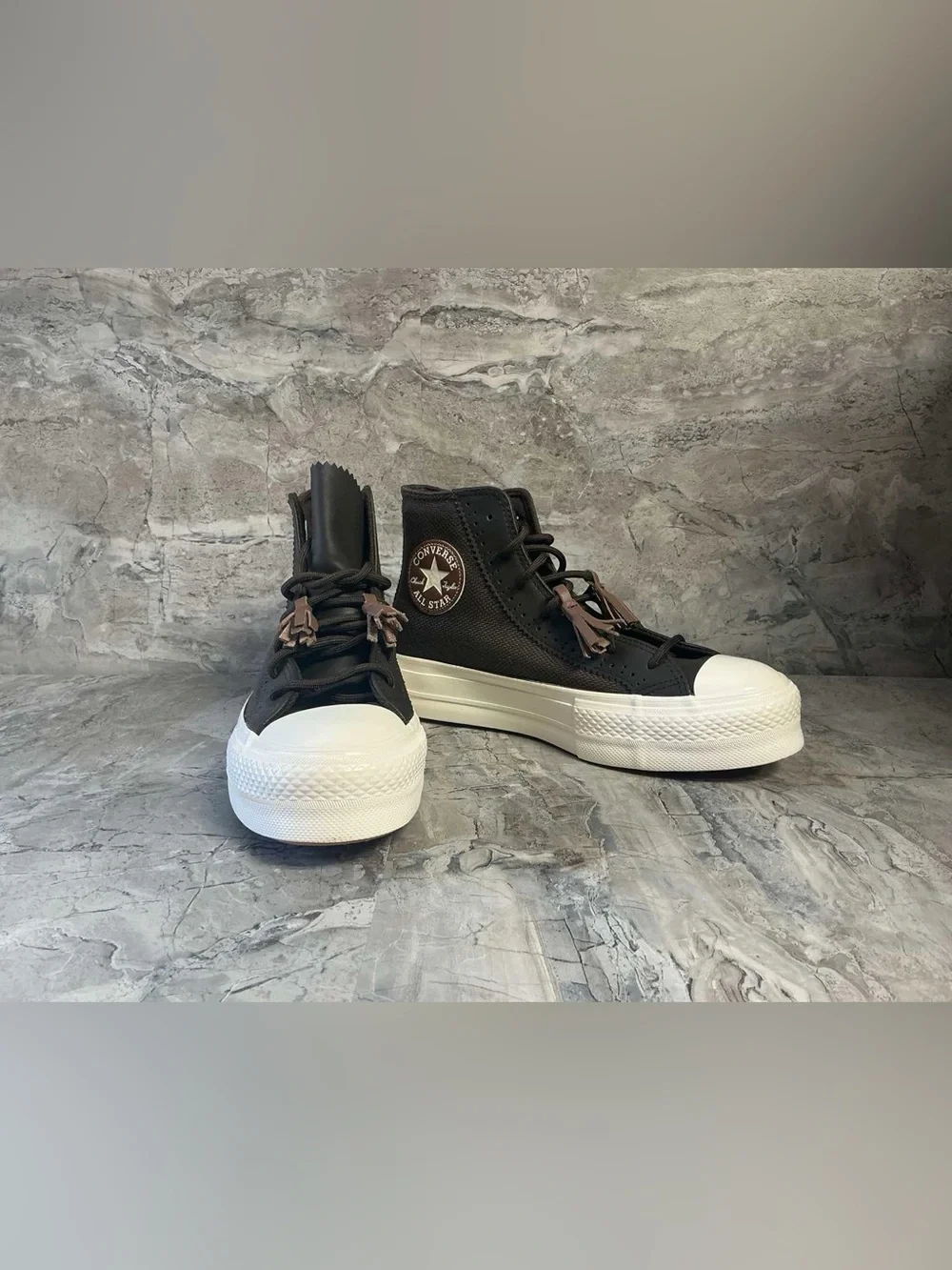 Converse Chuck Taylor All Star Lift Crafted Tassl women's brown canvas sneakers